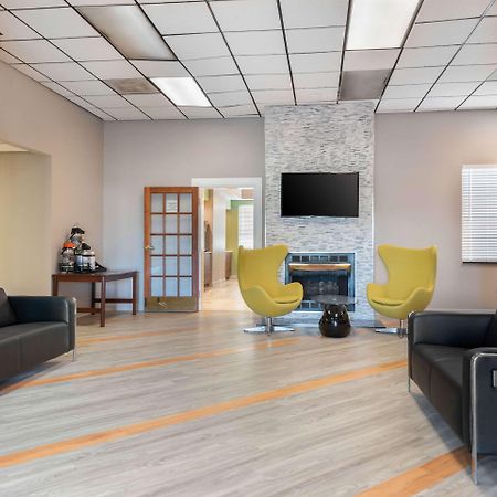 Quality Inn Fairborn Zewnętrze zdjęcie