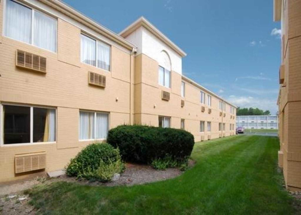 Quality Inn Fairborn Zewnętrze zdjęcie