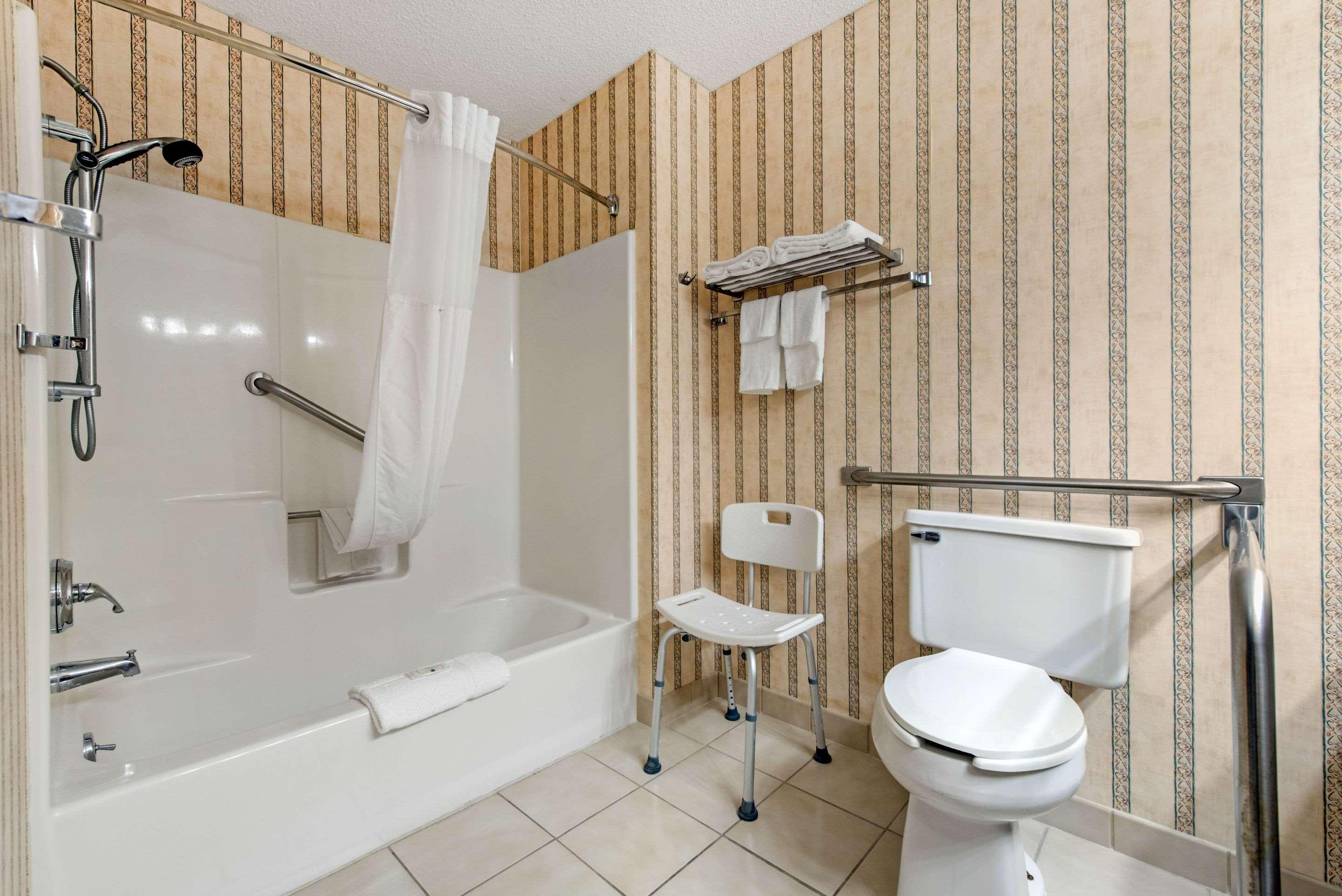 Quality Inn Fairborn Zewnętrze zdjęcie